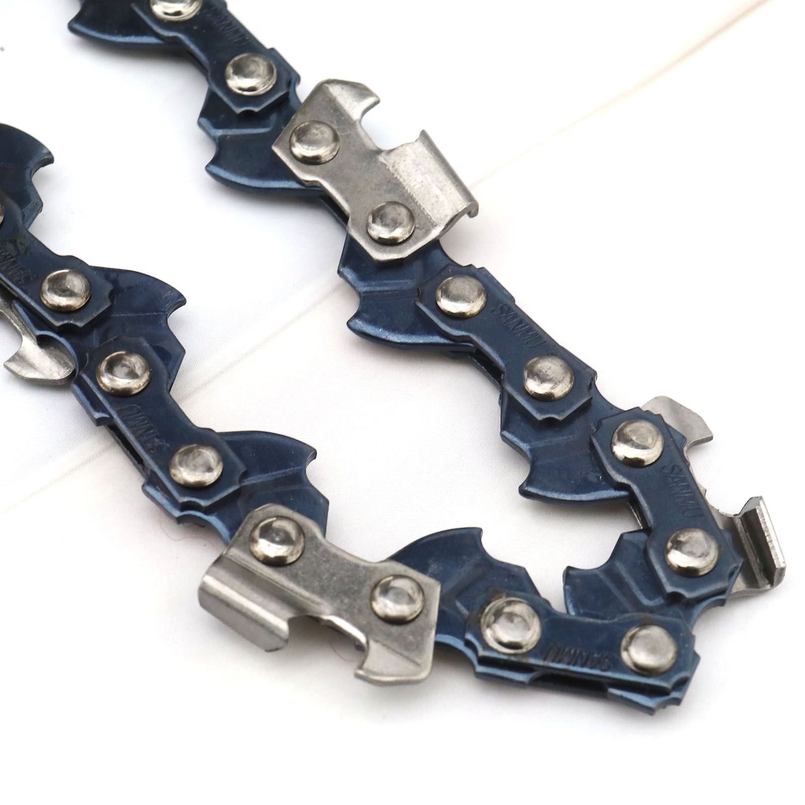 Chainsaw Chain 3/8LP 1.3mm 33 Drive Links Fits For Titan TTB426GDO Semi