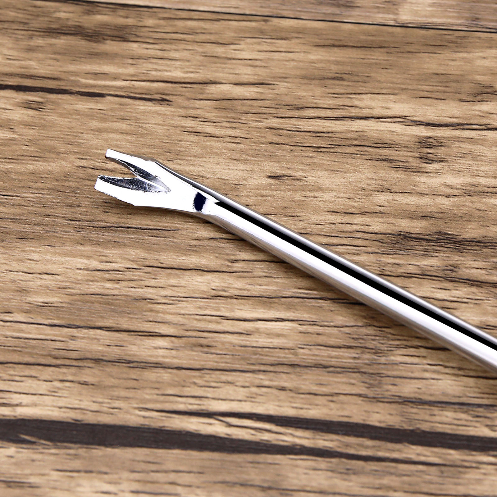 2x Blue Plastic Grip Carpet Tack Nail Lifter Puller Remover Crowbar