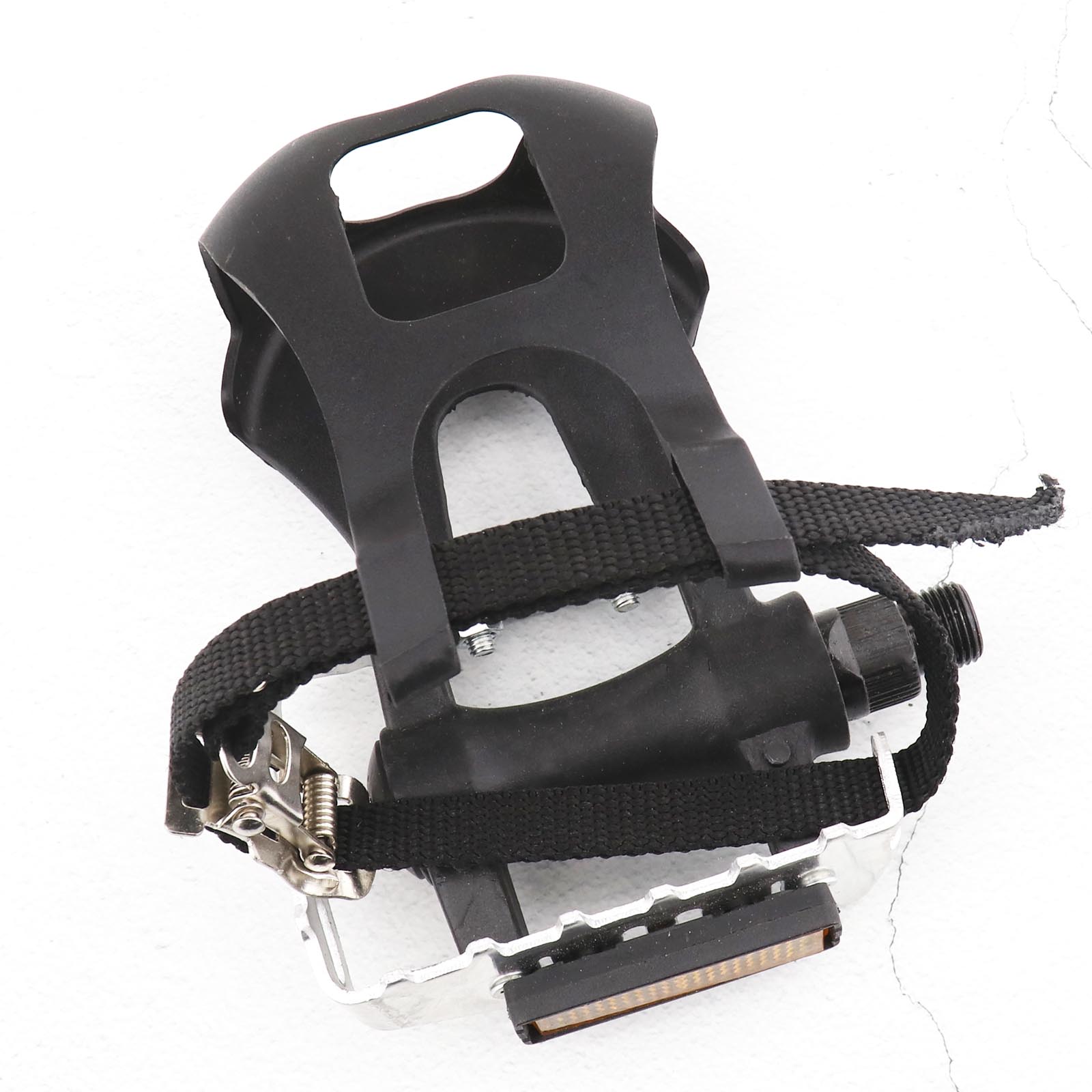 bike pedal cages and clips