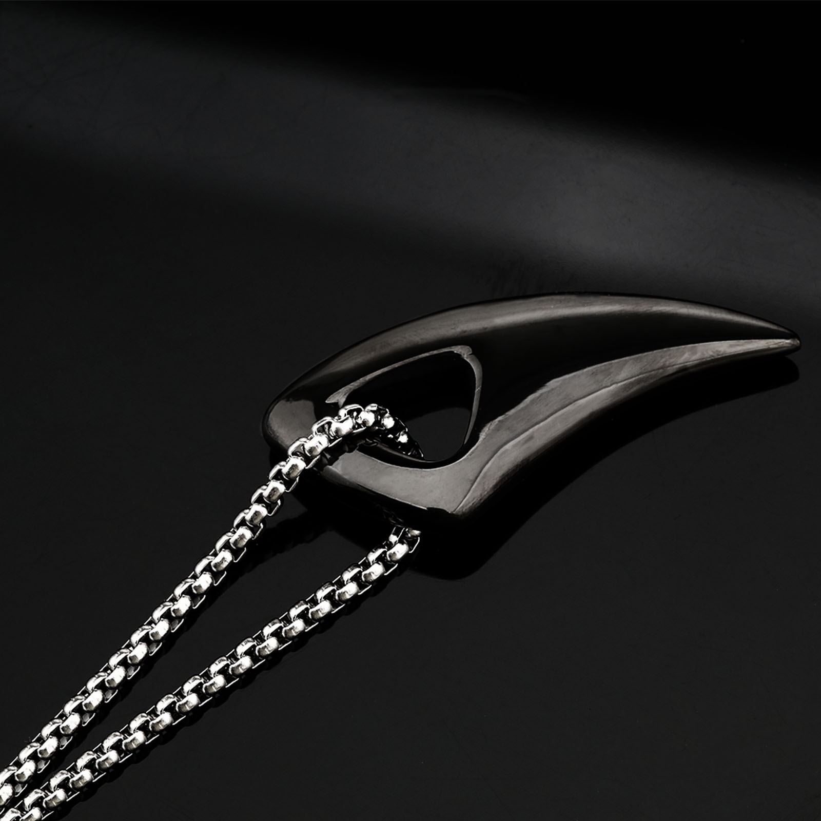 wolf tooth chain breaker