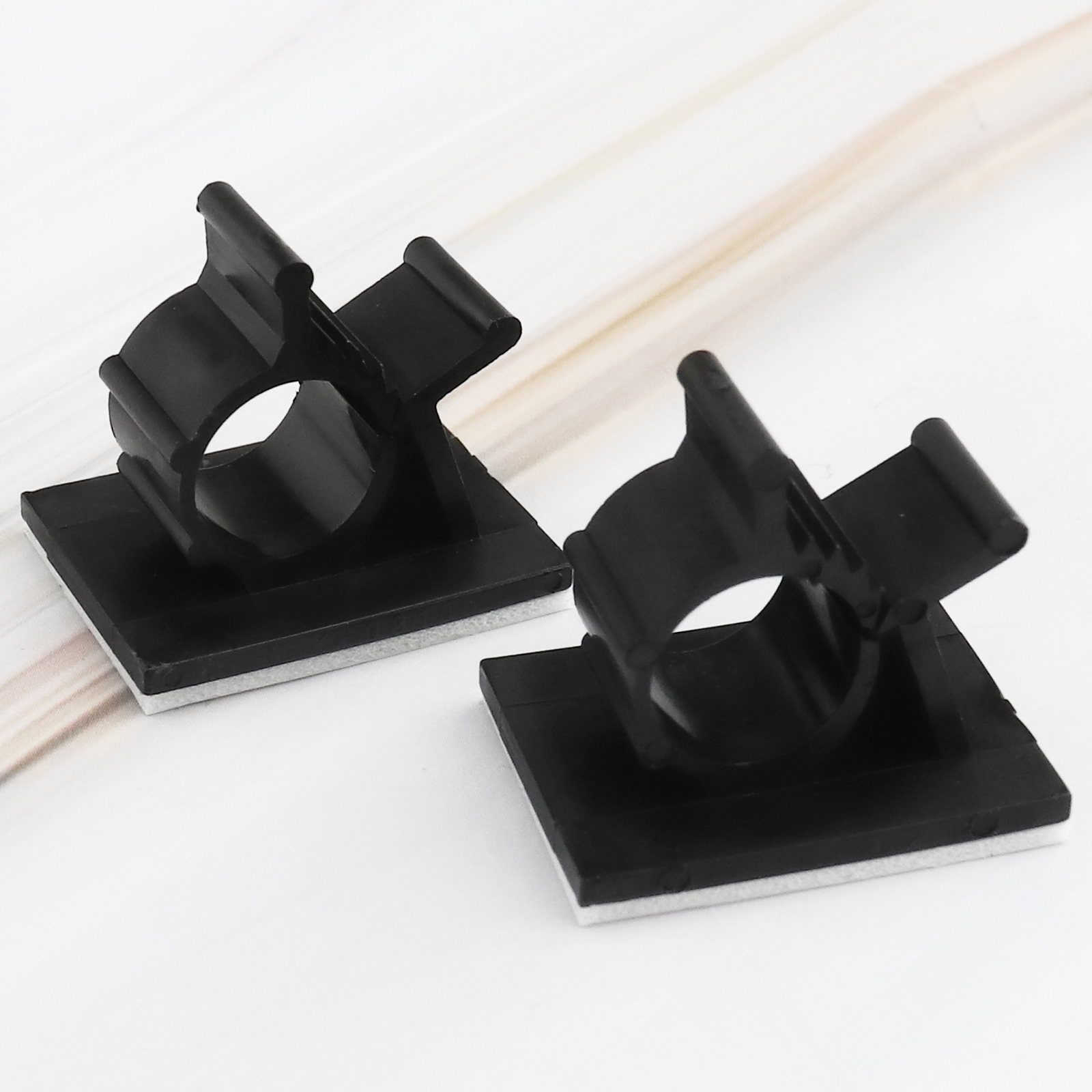 Small size Adjustable Cable Clips SelfAdhesive Cord Holder For Home