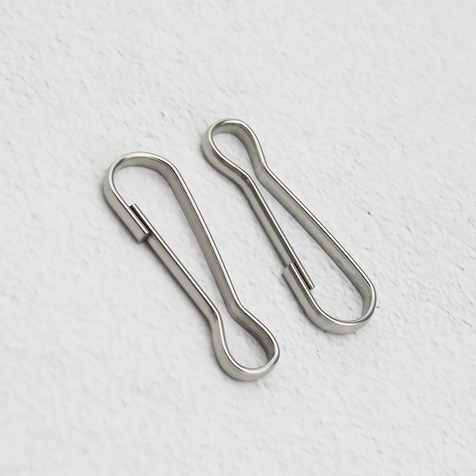 50Pcs Flag Pole Clip Hooks Flagpole Accessories for Grommeted Flag